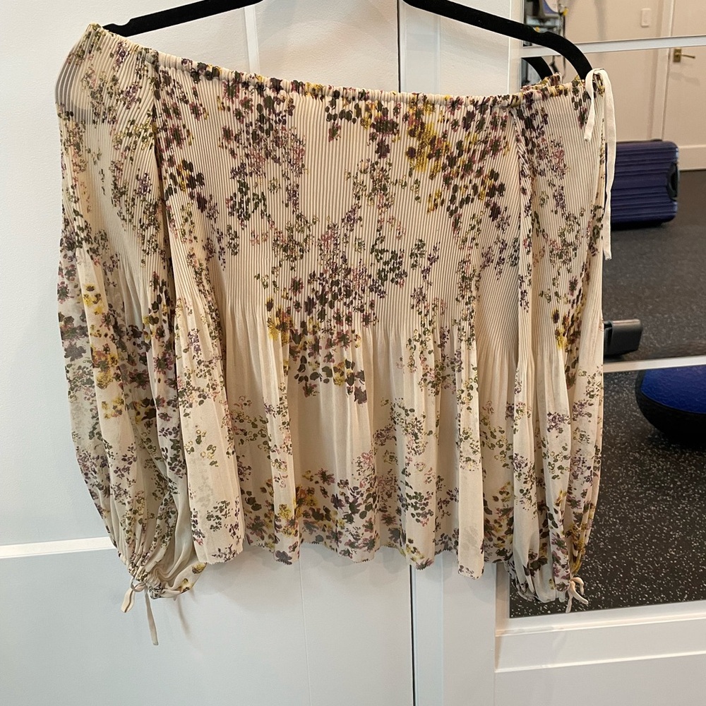 Wilfred off the shoulder top